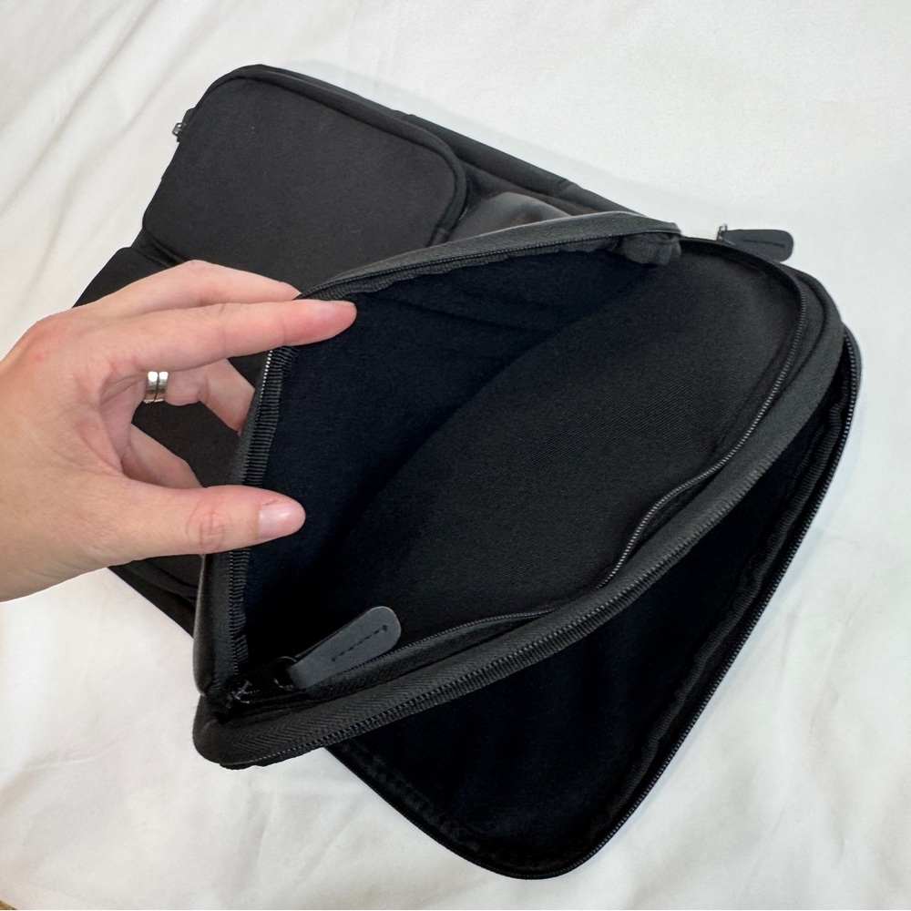 Black Laptop bag, multi pocket organizer, 15 inch padded travel case - Picture 6 of 7